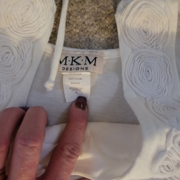 Top - Picture 3 of 3